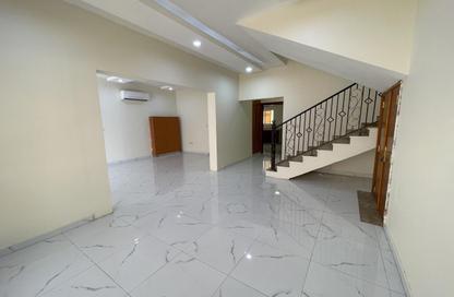 Villa - 5 Bedrooms - 4 Bathrooms for rent in Bu Hamour Street - Abu Hamour - Doha
