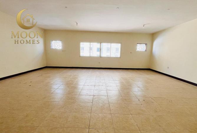 56824121 - Property Main Image