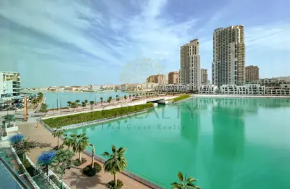 Apartment - 3 Bedrooms - 3 Bathrooms for rent in Gewan Island - The Pearl Island - Doha