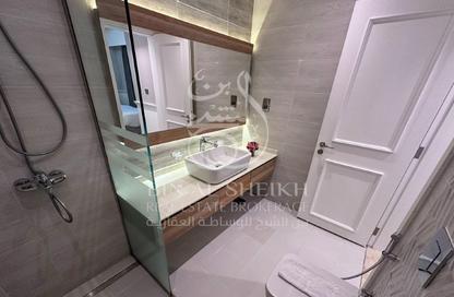 Apartment - 2 Bedrooms - 3 Bathrooms for rent in Al Sadd Road - Al Sadd - Doha Apartment - 2 Bedrooms - 3 Bathrooms for rent in Al Sadd Road - Al Sadd - Doha