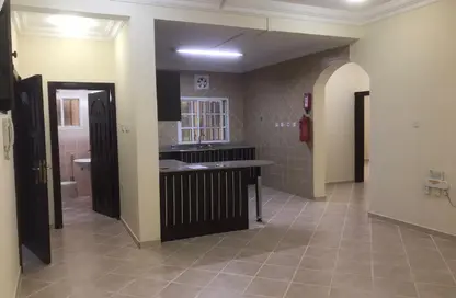 Apartment - 2 Bedrooms - 2 Bathrooms for rent in Old Airport Road - Old Airport Road - Doha