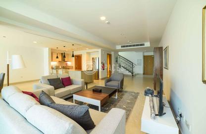 Duplex - 2 - 3 for rent in Viva East - Viva Bahriyah - The Pearl Island - Doha