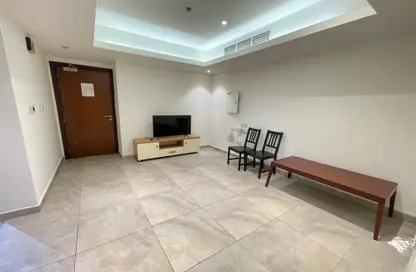 Apartment - 2 Bedrooms - 1 Bathroom for rent in Al Sadd Road - Al Sadd - Doha
