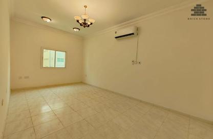 Apartment - 2 Bedrooms - 2 Bathrooms for rent in Muntazah 19 - Al Muntazah - Doha