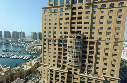 Apartment - 2 Bedrooms - 2 Bathrooms for sale in Tower 14 - Porto Arabia - The Pearl Island - Doha