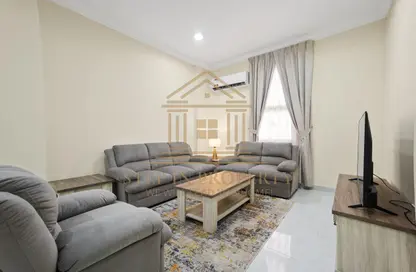 Apartment - 2 Bedrooms - 2 Bathrooms for rent in Al Sadd Road - Al Sadd - Doha