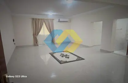 Apartment - 3 Bedrooms - 3 Bathrooms for rent in Al Mansoura - Al Mansoura - Doha