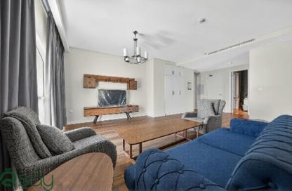 Apartment - 3 Bedrooms - 3 Bathrooms for rent in Floresta Gardens - Floresta Gardens - The Pearl Island - Doha