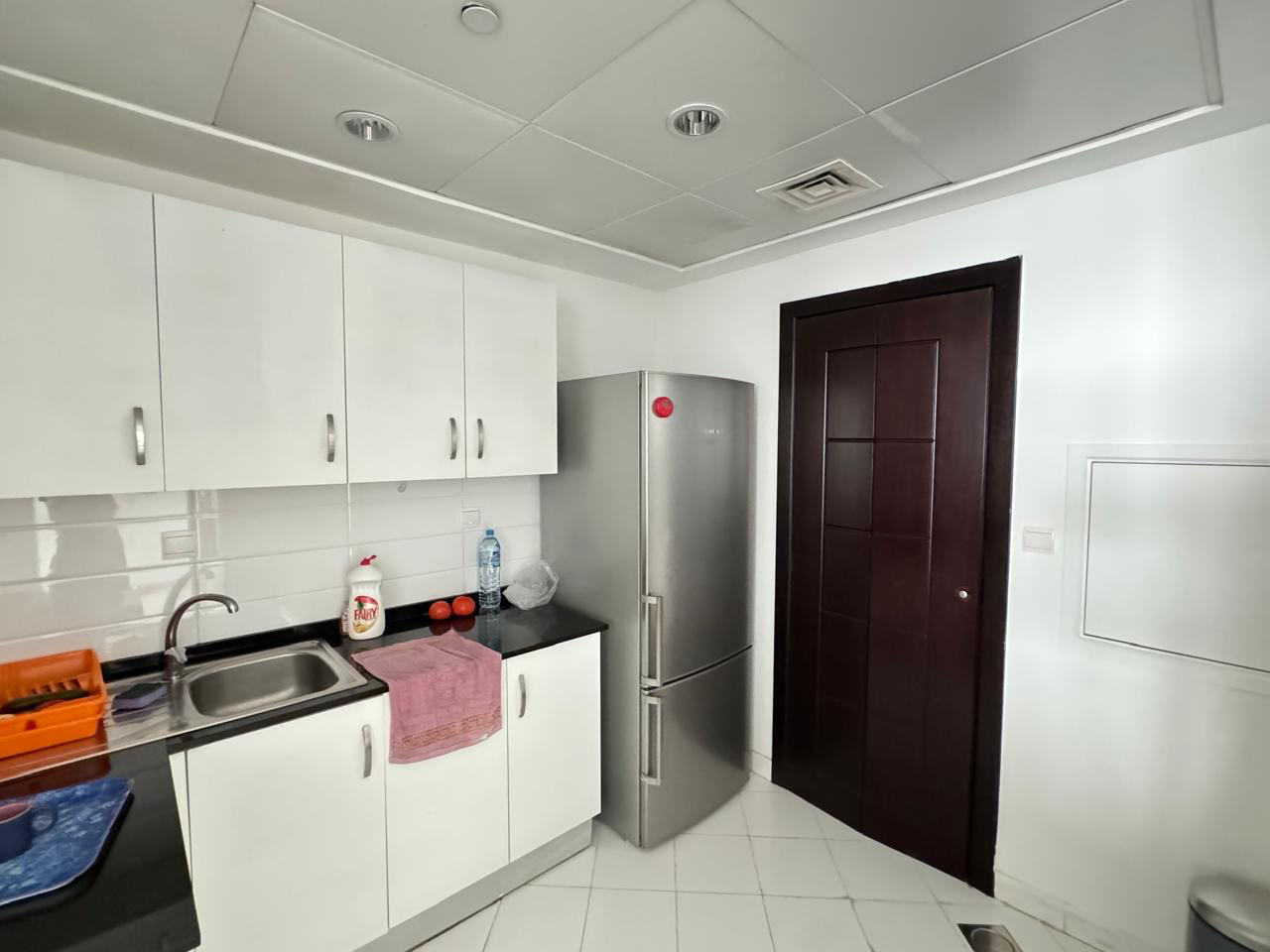 LUXURY ONE BEDROOM FULLY FURNISHED FRENCH STYLE thumbnail 3