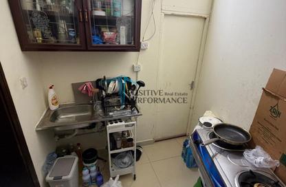 Apartment - Studio - 1 for rent in New Salata - Salata - Doha