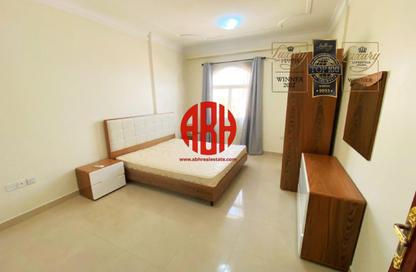 Apartment - 2 Bedrooms - 3 Bathrooms for rent in Al Sadd Road - Al Sadd - Doha