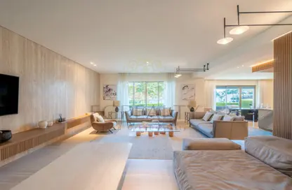 تاون هاوس - 3 غرف نوم - 5 حمامات للبيع في طريق بورتو الشرقي - بورتو أرابيا - جزيرة اللؤلؤة - الدوحة