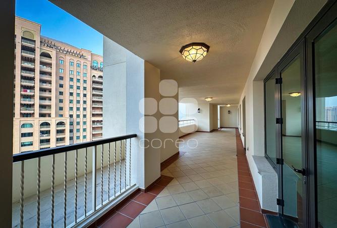 52180599 - Property Image 2