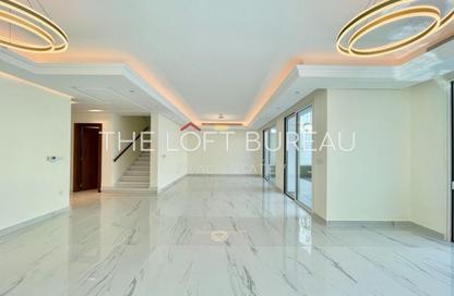 Villa - 6 Bedrooms - 7 Bathrooms for rent in Floresta Gardens - Floresta Gardens - The Pearl Island - Doha