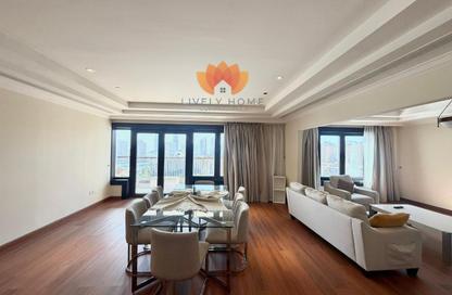 Apartment - 2 Bedrooms - 3 Bathrooms for rent in East Porto Drive - Porto Arabia - The Pearl Island - Doha Apartment - 2 Bedrooms - 3 Bathrooms for rent in East Porto Drive - Porto Arabia - The Pearl Island - Doha