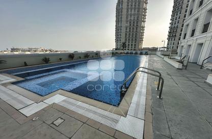 Apartment - 1 Bedroom - 2 Bathrooms for sale in Floresta Gardens - Floresta Gardens - The Pearl Island - Doha Apartment - 1 Bedroom - 2 Bathrooms for sale in Floresta Gardens - Floresta Gardens - The Pearl Island - Doha