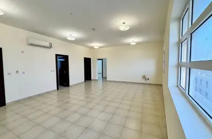 Apartment - 2 Bedrooms - 2 Bathrooms for rent in Najma Street - Najma - Doha