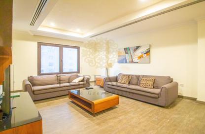 Apartment - 1 Bedroom - 2 Bathrooms for rent in East Porto Drive - Porto Arabia - The Pearl Island - Doha Apartment - 1 Bedroom - 2 Bathrooms for rent in East Porto Drive - Porto Arabia - The Pearl Island - Doha