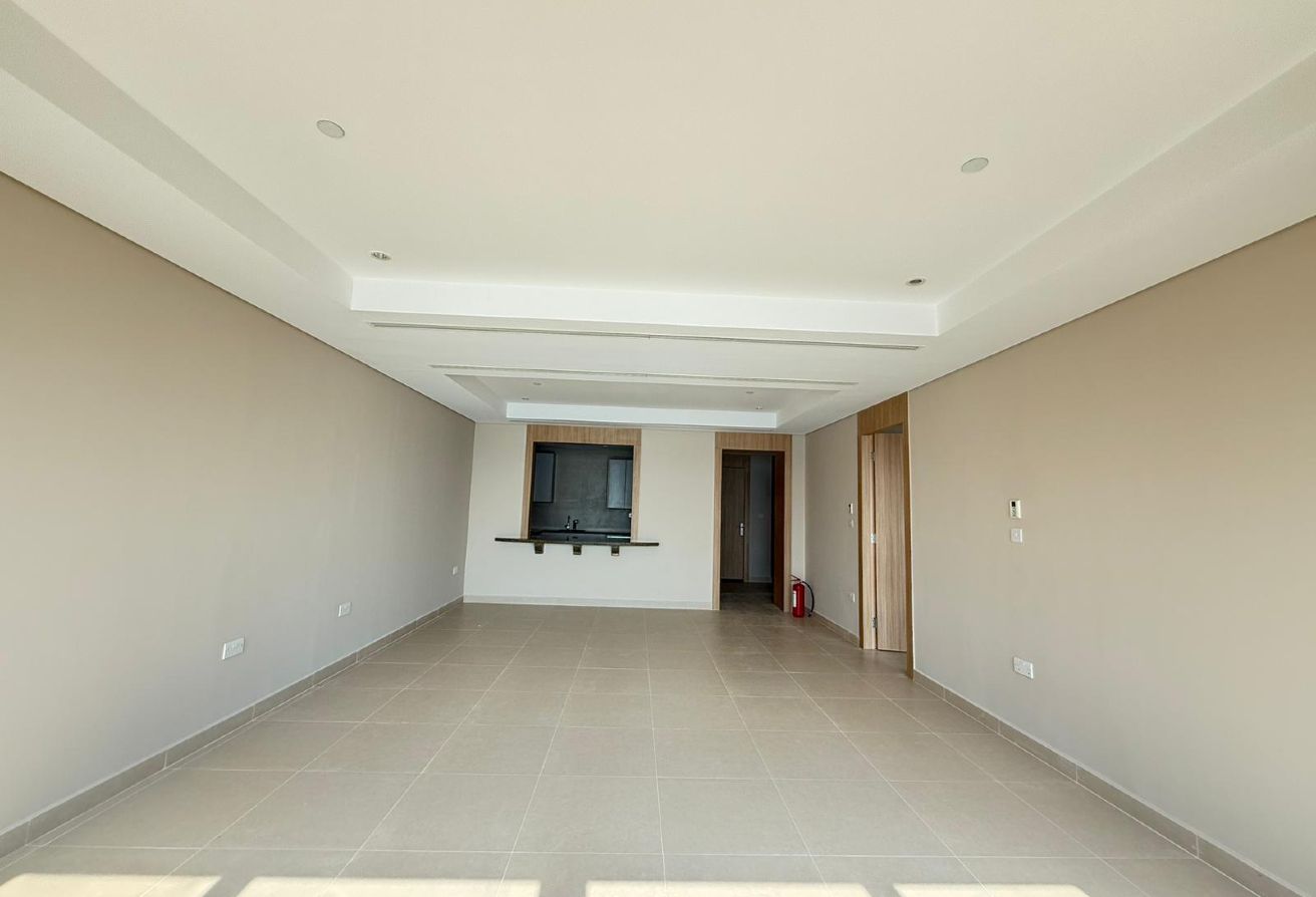 2BHK Luxury Townhouse Sea View Brand New Interior thumbnail 4