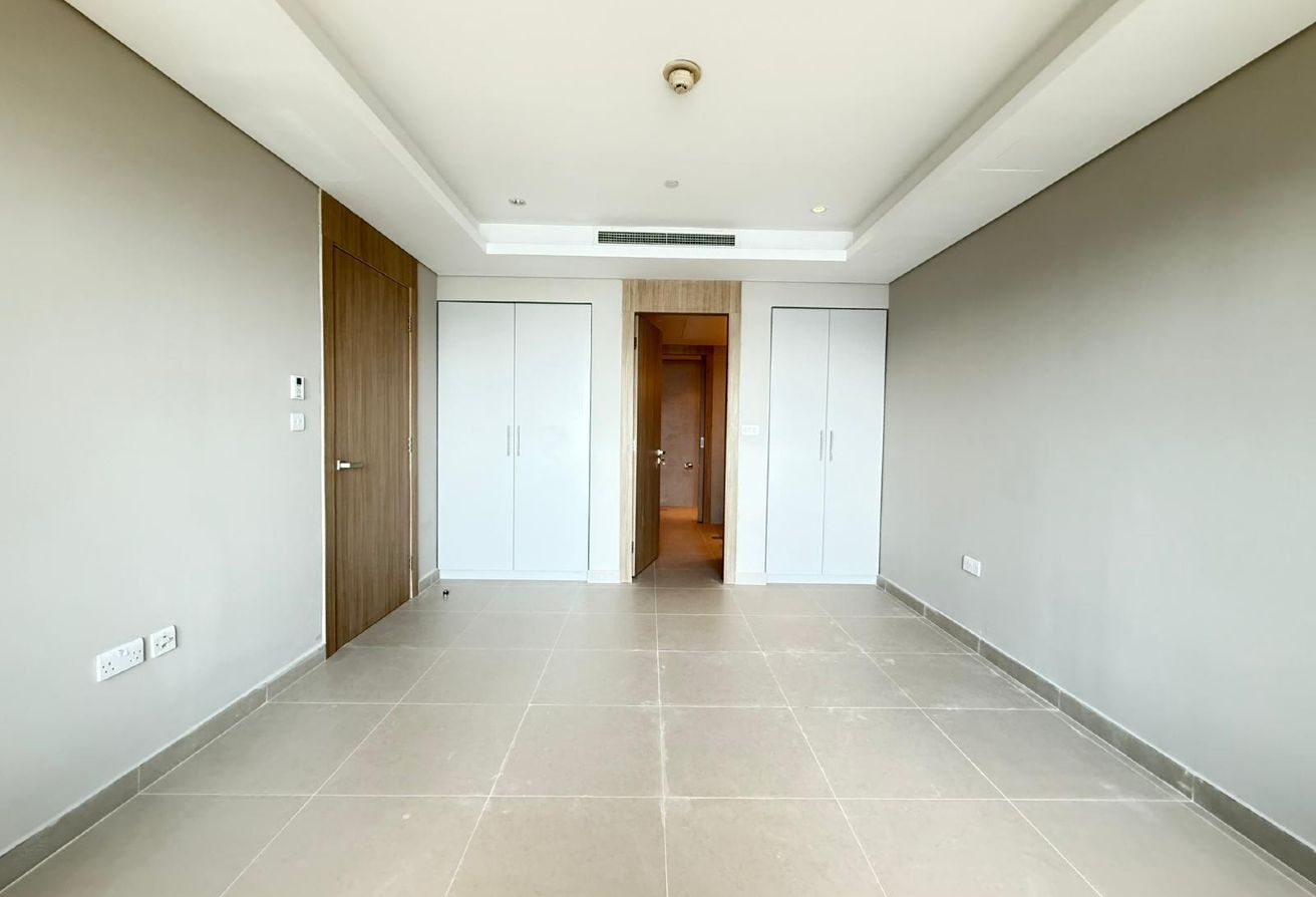 2BHK Luxury Townhouse Sea View Brand New Interior thumbnail 2