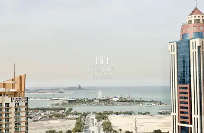 Apartment - 2 Bedrooms - 3 Bathrooms for rent in Marina Residence 15 - Marina District - Lusail