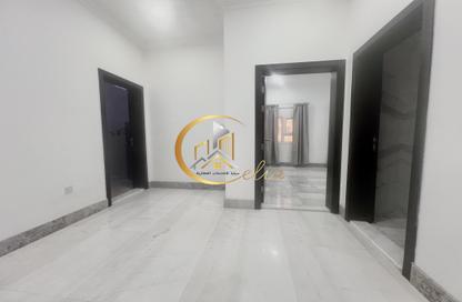 Apartment - 2 Bedrooms - 3 Bathrooms for rent in Al Hashmi Building - Al Muntazah Street - Al Muntazah - Doha