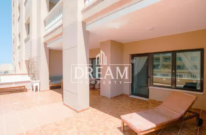 Apartment - 1 Bedroom - 2 Bathrooms for rent in Viva Bahriyah - The Pearl Island - Doha