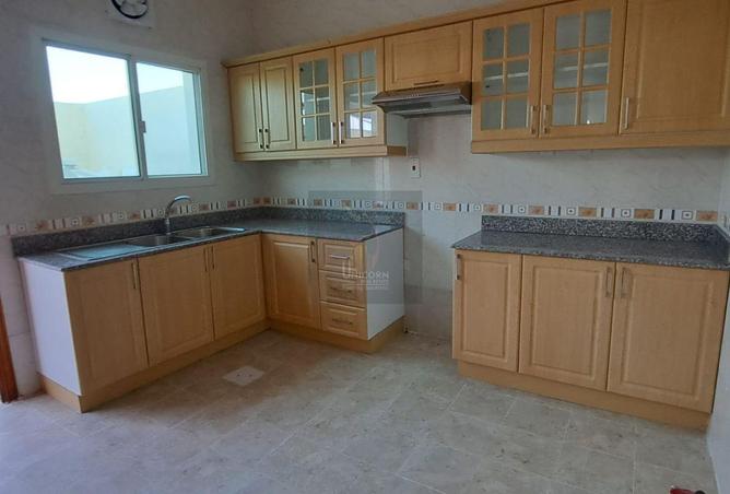 60611332 - Property Image 2