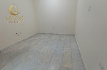Apartment - 1 Bedroom - 1 Bathroom for rent in Umm Ghwailina Comm - Umm Ghuwalina - Umm Ghuwailina - Doha Apartment - 1 Bedroom - 1 Bathroom for rent in Umm Ghwailina Comm - Umm Ghuwalina - Umm Ghuwailina - Doha