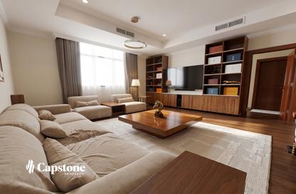 Apartment - 2 Bedrooms - 3 Bathrooms for rent in East Porto Drive - Porto Arabia - The Pearl Island - Doha