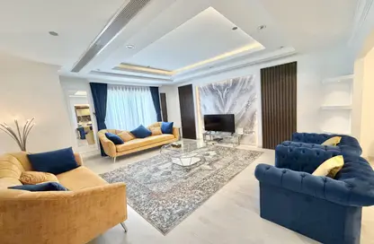 Apartment - 1 Bedroom - 2 Bathrooms for rent in East Porto Drive - Porto Arabia - The Pearl Island - Doha