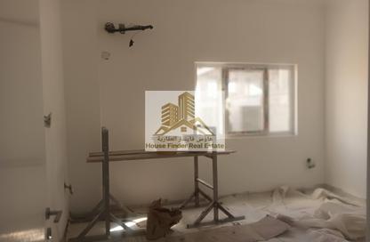 بناية كاملة - 3 غرف نوم - 3 حمامات للايجار في فريج كليب - الدوحة