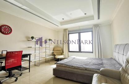 Apartment - Studio - 1 Bathroom for rent in Tower 14 - Porto Arabia - The Pearl Island - Doha