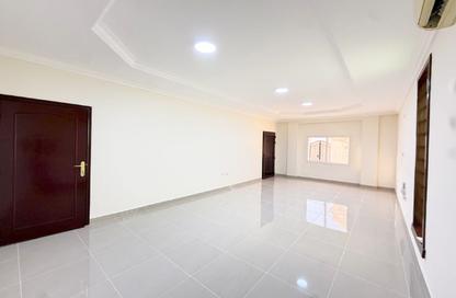 Villa - 5 - 5 for rent in Ain Khaled Villas - Ain Khaled - Doha