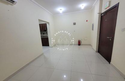 Apartment - 1 Bedroom - 1 Bathroom for rent in Umm Ghwailina Comm - Umm Ghuwalina - Umm Ghuwailina - Doha Apartment - 1 Bedroom - 1 Bathroom for rent in Umm Ghwailina Comm - Umm Ghuwalina - Umm Ghuwailina - Doha