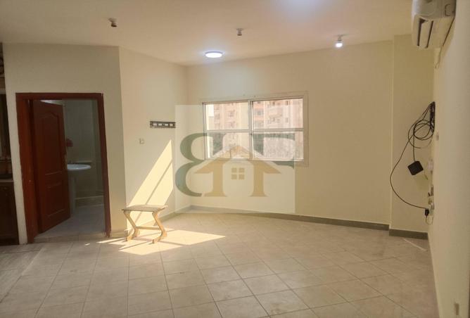 1007613 - Property Image 3