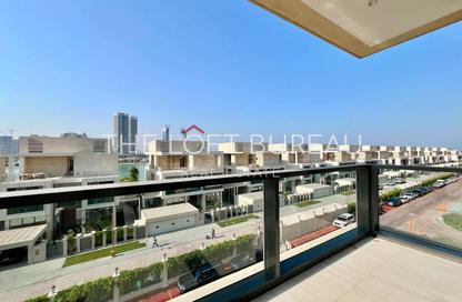 Apartment - 2 Bedrooms - 3 Bathrooms for sale in Crystal Residence - Gewan Island - The Pearl Island - Doha