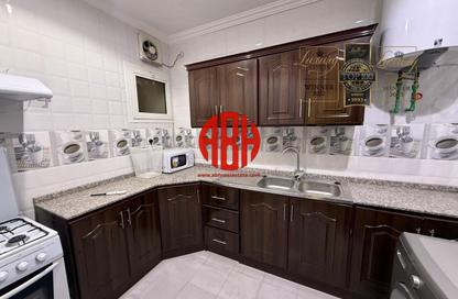Apartment - 2 Bedrooms - 2 Bathrooms for rent in Asim Bin Omar Street - Al Mansoura - Doha