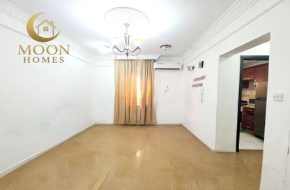 Apartment - 1 Bedroom - 1 Bathroom for rent in Umm Ghwailina Comm - Umm Ghuwalina - Umm Ghuwailina - Doha