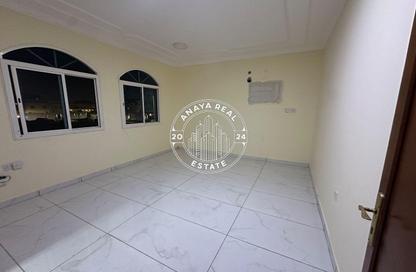 Apartment - 2 Bedrooms - 2 Bathrooms for rent in Al Nuaija Street - Al Nuaija - Doha