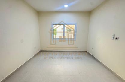 Apartment - 2 Bedrooms - 2 Bathrooms for rent in Al Nuaija Street - Al Nuaija - Doha