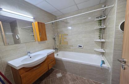 Apartment - Studio - 1 Bathroom for rent in La Piazza - Fox Hills - Lusail