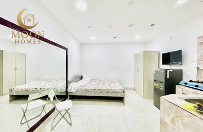 Apartment - Studio - 1 Bathroom for rent in Umm Ghuwailina 4 - Umm Ghuwailina - Doha