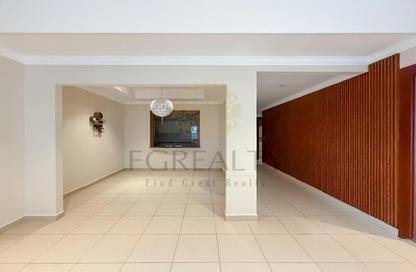 Apartment - 1 - 2 for sale in West Porto Drive - Porto Arabia - The Pearl Island - Doha