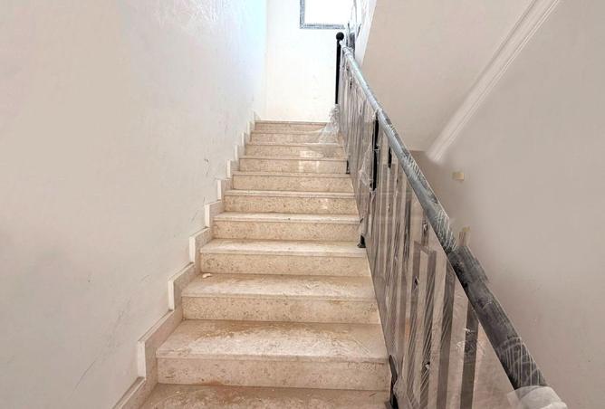 57782742 - Property Image 3