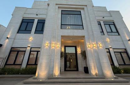 Villa - 7 Bedrooms - 7+ Bathrooms for rent in Lusail City - Lusail