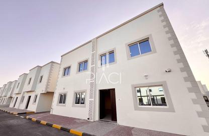 Villa - 6 Bedrooms - 6 Bathrooms for rent in Al Kheesa - Al Kheesa - Umm Salal Mohammed