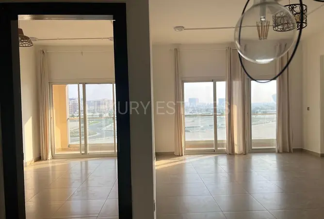 63477193 - Property Image 2