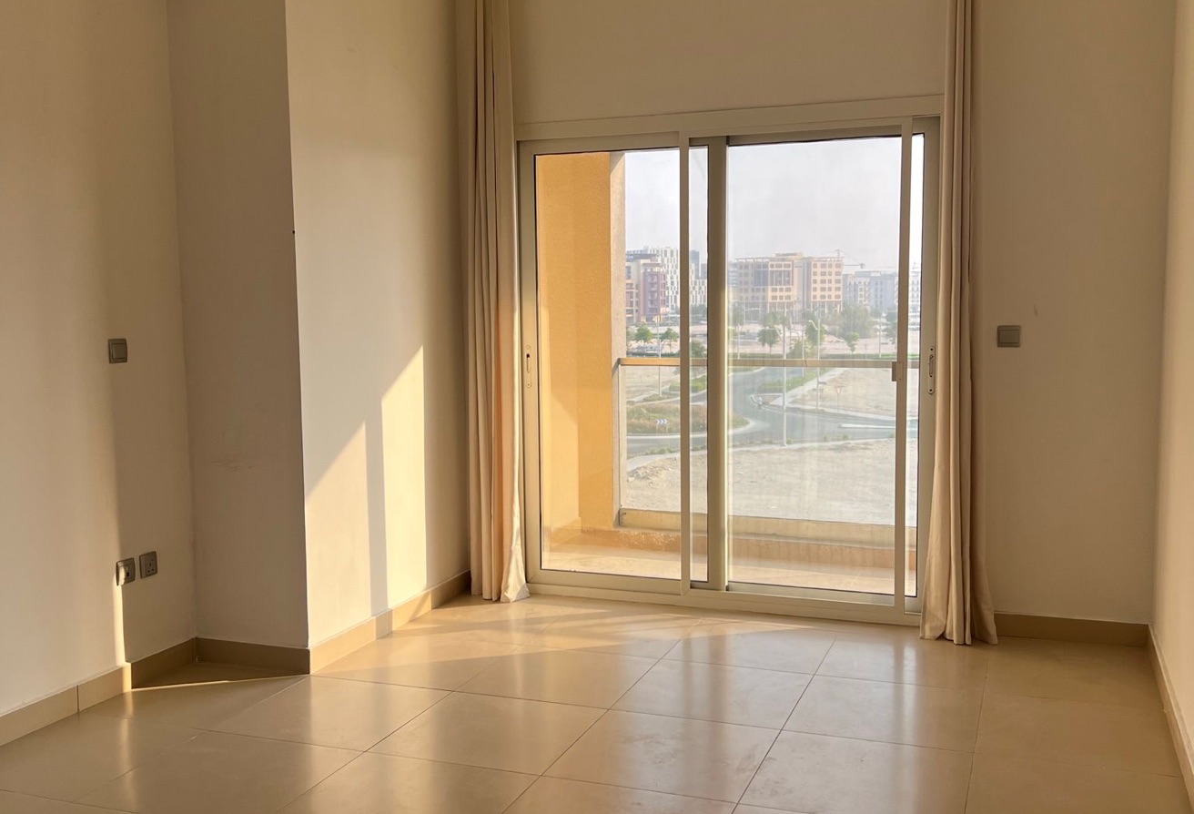 LIMITED TIME DEAL ! UNFURNISHED 1BHK WITH BILLS 6K thumbnail 3