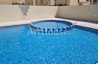 Villa - 6 Bedrooms - 5 Bathrooms for rent in Al Kheesa - Al Kheesa - Umm Salal Mohammed